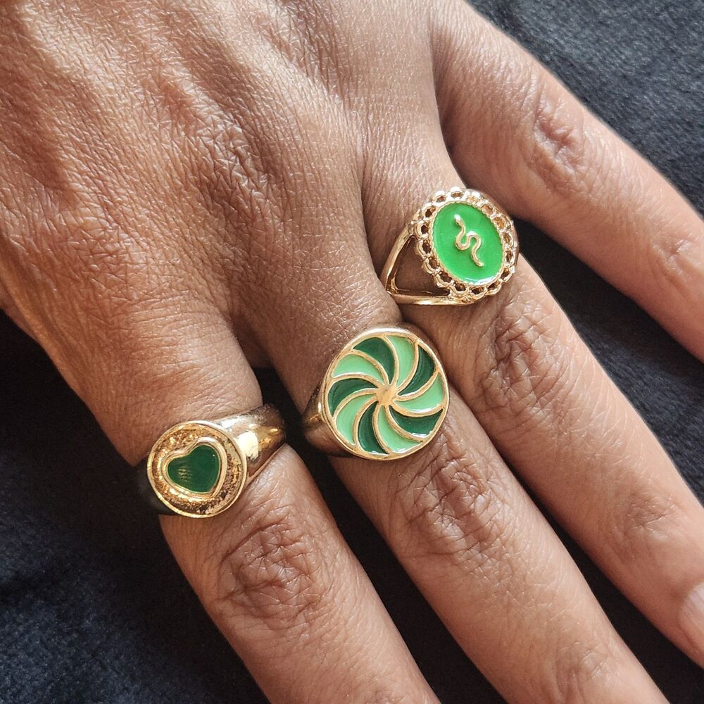 New -Akira Set of 3 green enamel gold tone ring stack Size 7